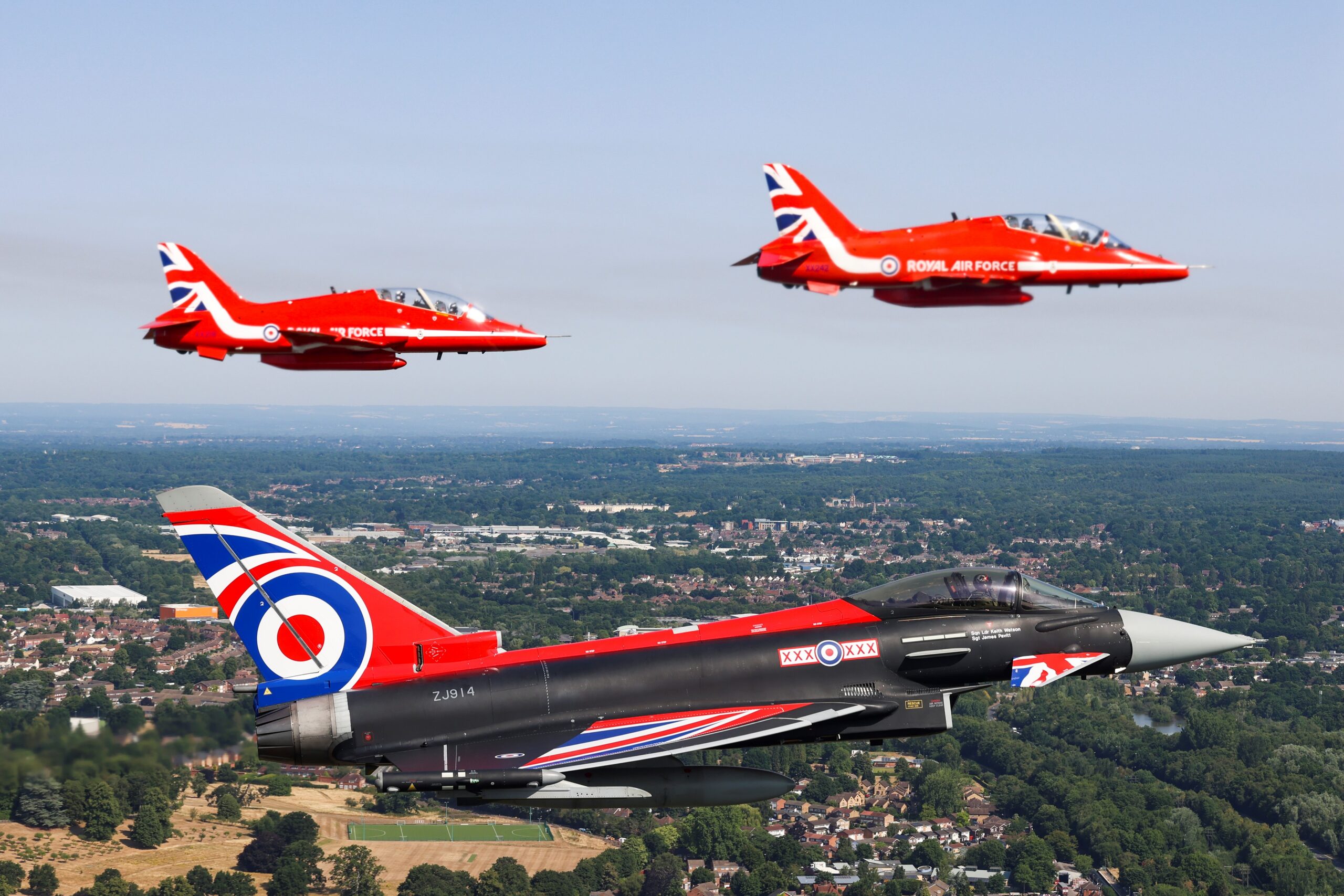 Velocity composites celebrates return of farnborough airshow